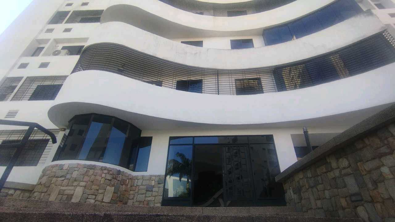 Apartamento en venta en Urb. Los Mangos, Valencia MT-9732831. - Foto 2