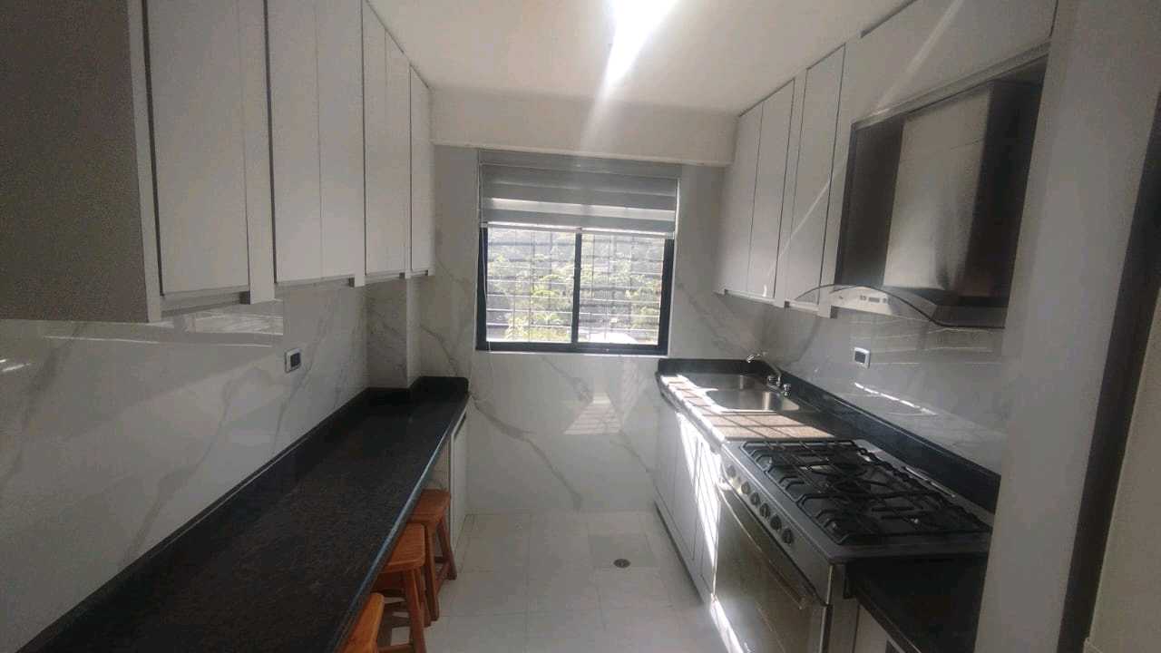 Apartamento en venta en Urb. Los Mangos, Valencia MT-9732831. - Foto 8