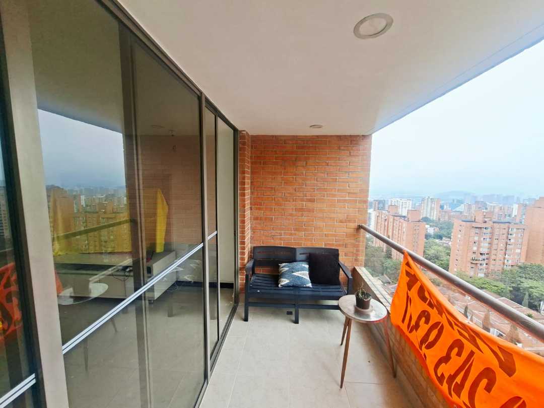 Apartamento en venta la inferior Poblado TP17 cerca a los Balsos
