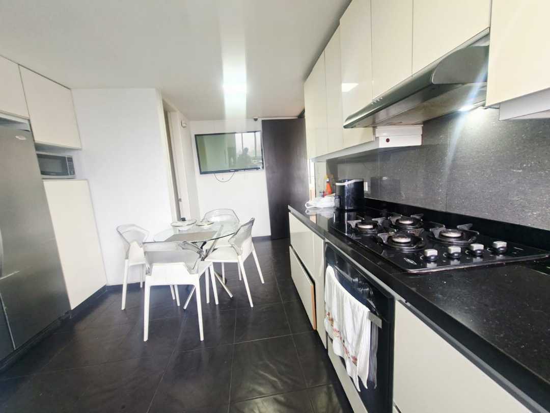 Apartamento en venta la inferior Poblado TP17 cerca a los Balsos