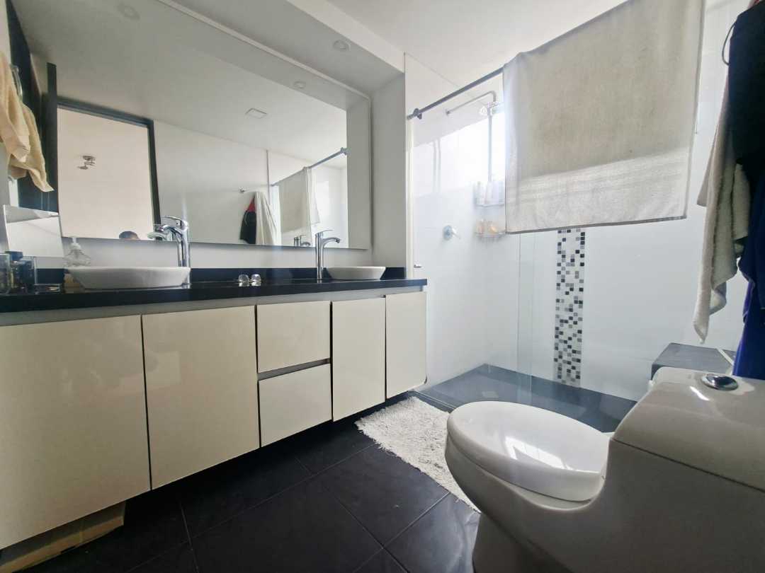 Apartamento en venta la inferior Poblado TP17 cerca a los Balsos