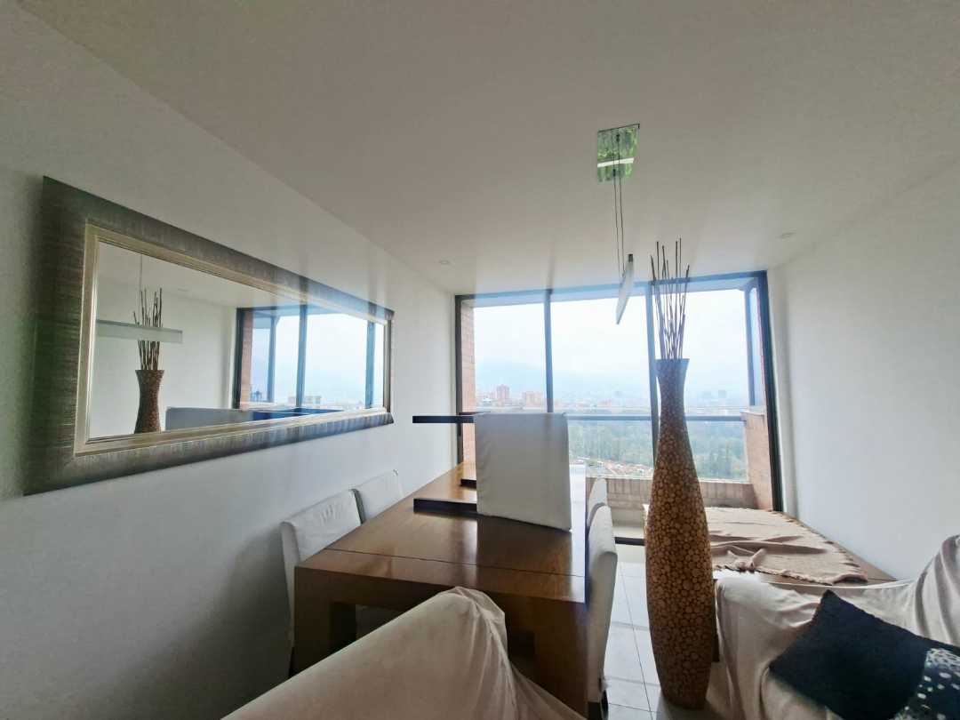 Apartamento en venta la inferior Poblado TP17 cerca a los Balsos