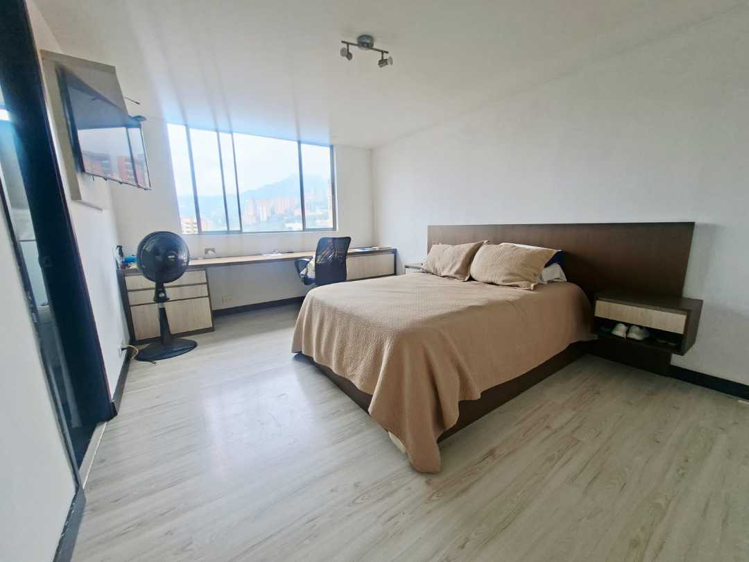 Apartamento en venta la inferior Poblado TP17 cerca a los Balsos