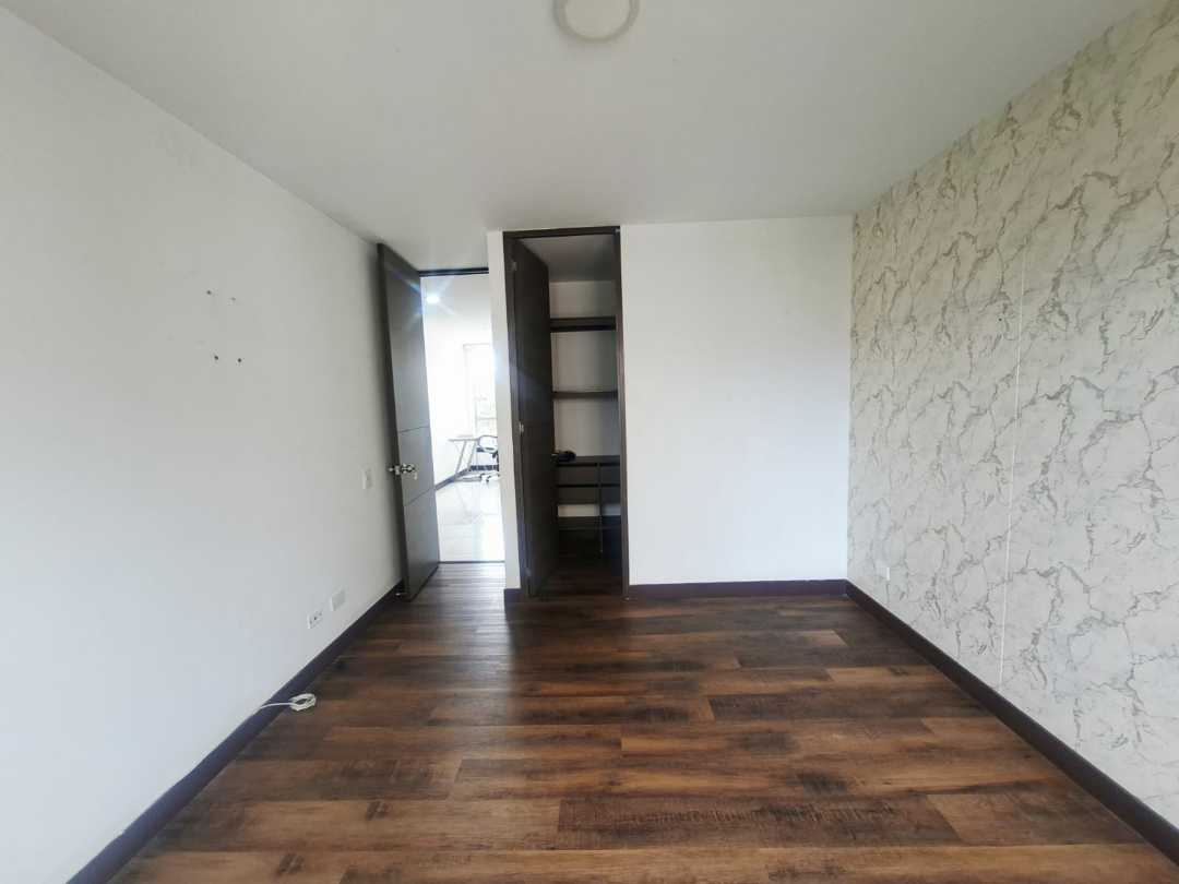 Apartamento en venta Loma del Esmeraldal Envigado SN11