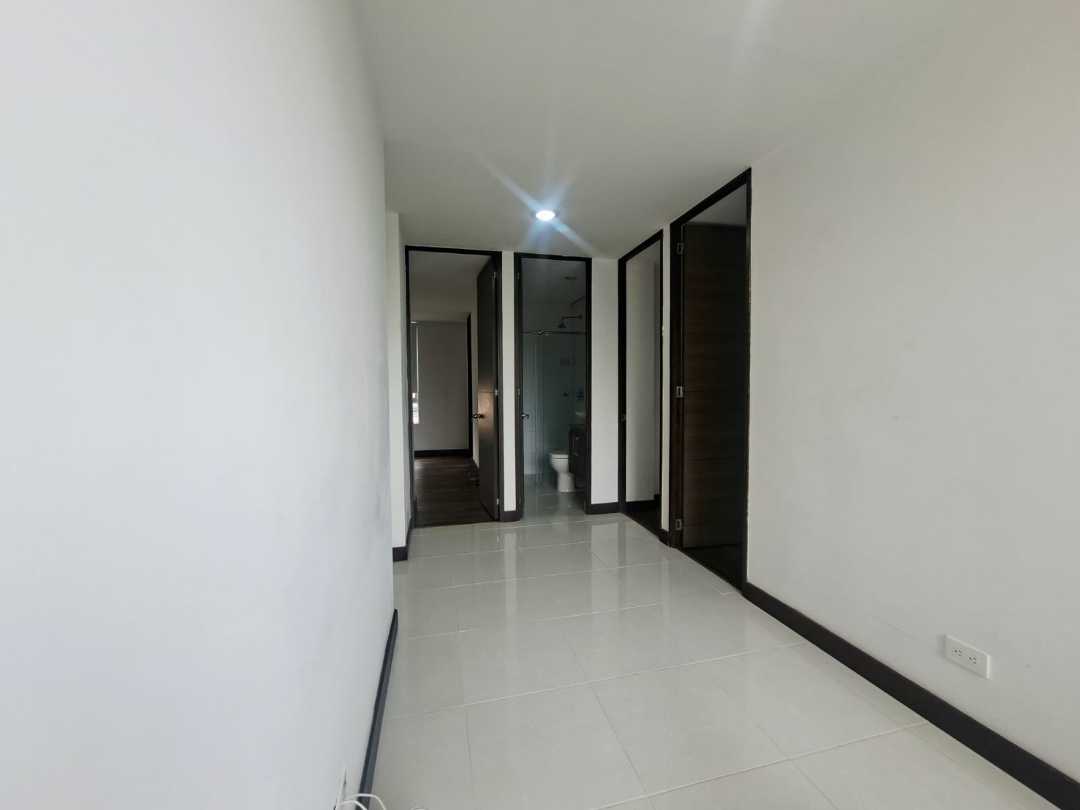 Apartamento en venta Loma del Esmeraldal Envigado SN11