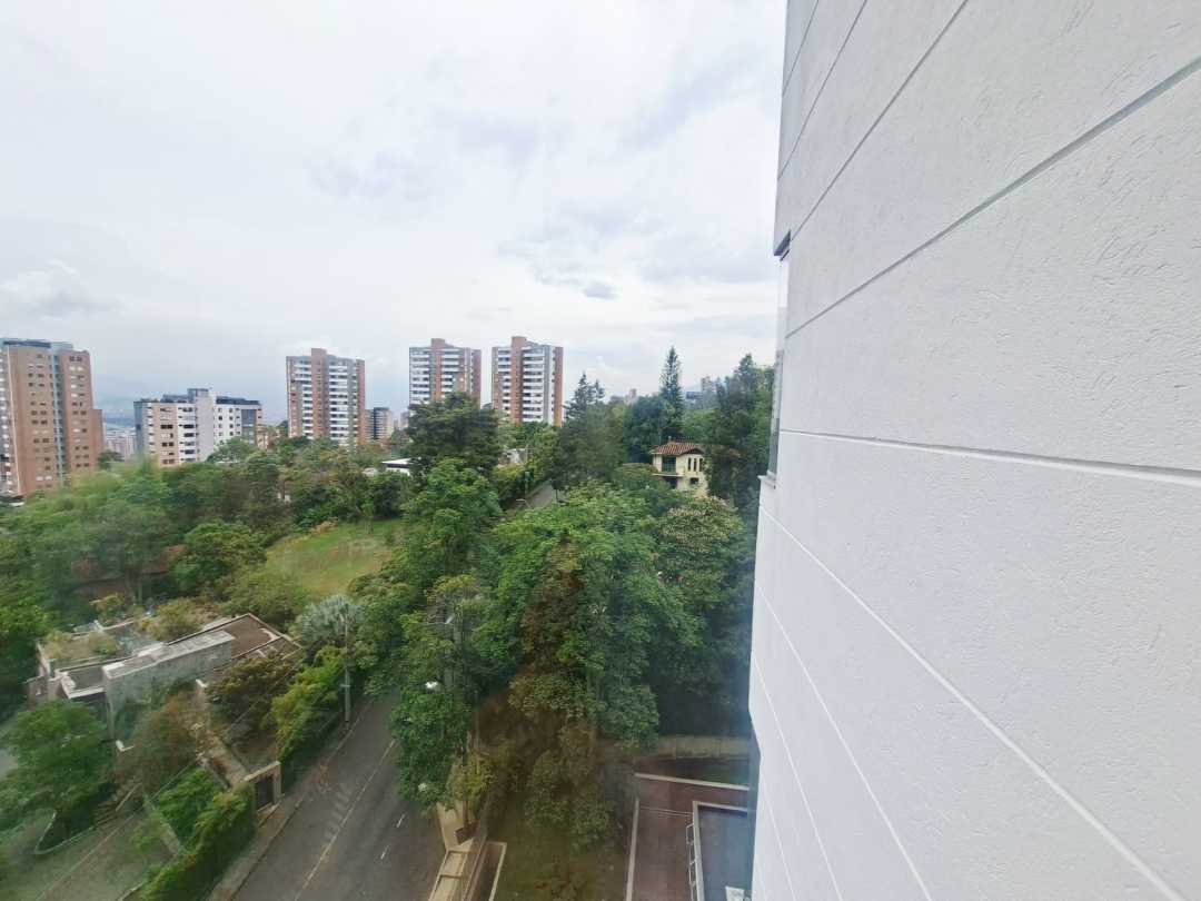 Apartamento en venta Loma del Esmeraldal Envigado SN11