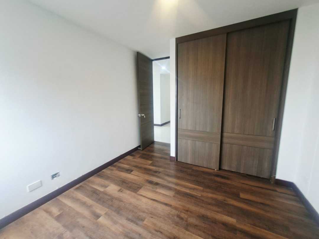 Apartamento en venta Loma del Esmeraldal Envigado SN11