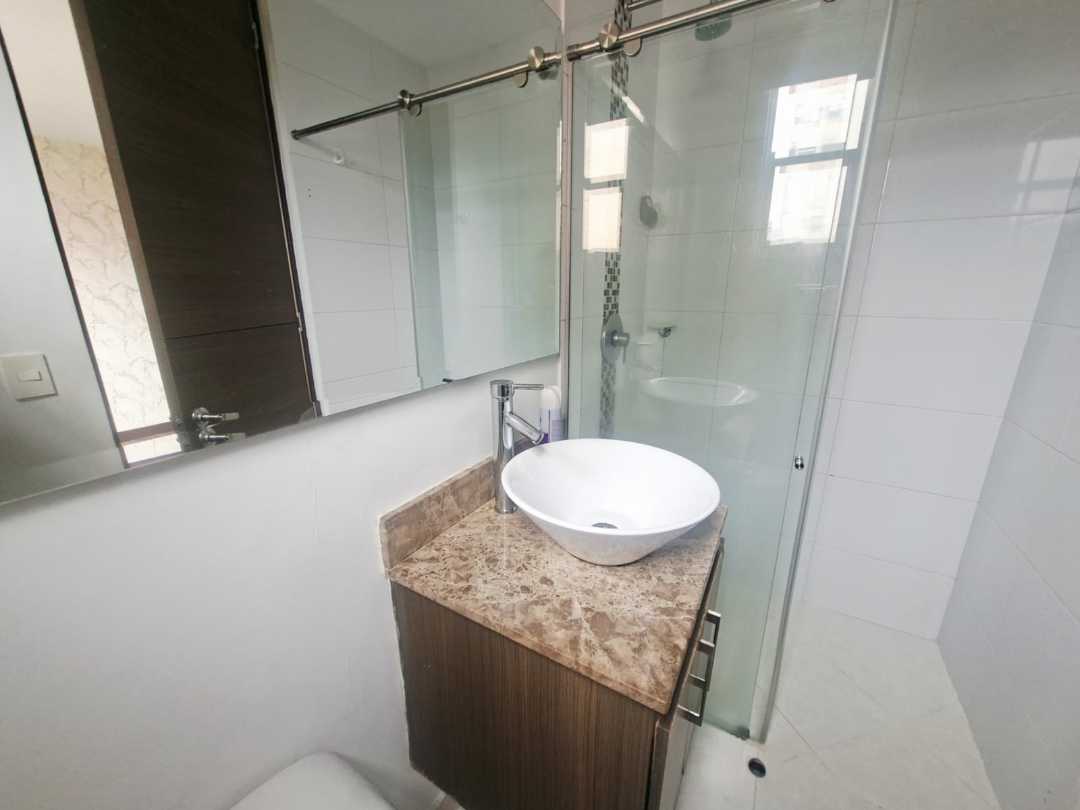 Apartamento en venta Loma del Esmeraldal Envigado SN11