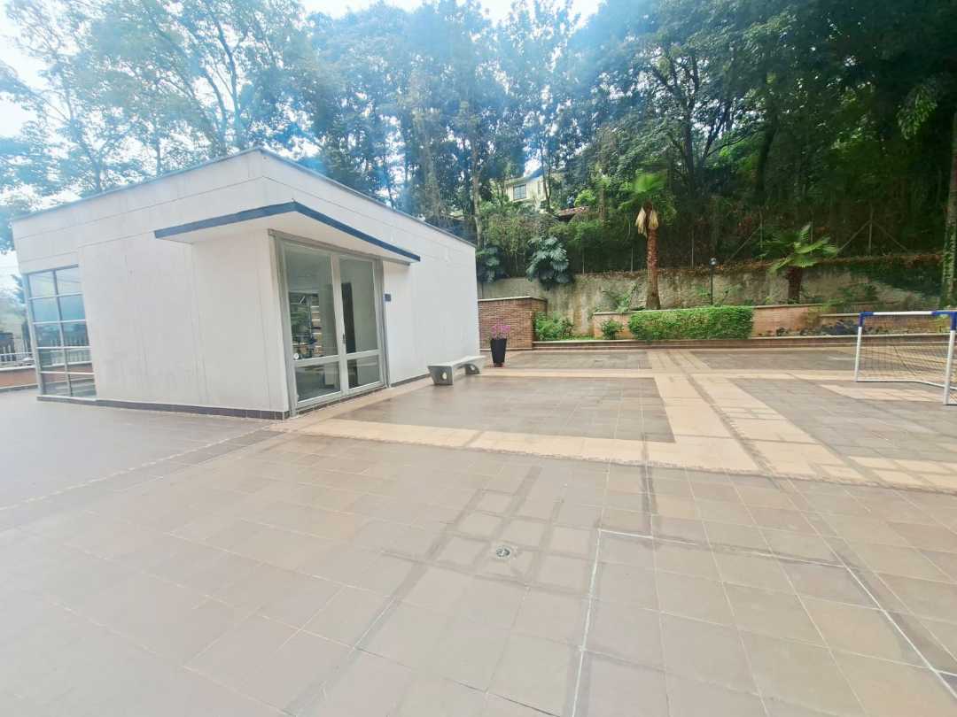 Apartamento en venta Loma del Esmeraldal Envigado SN11