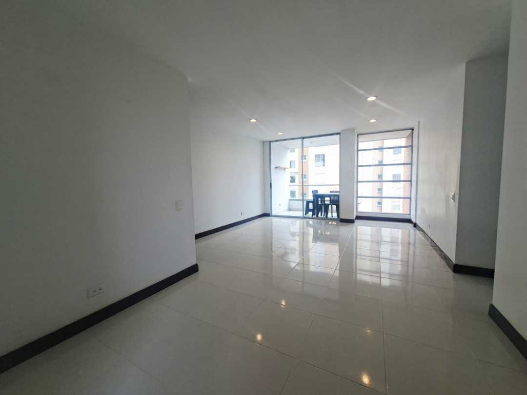 Apartamento en venta Loma del Esmeraldal Envigado SN11