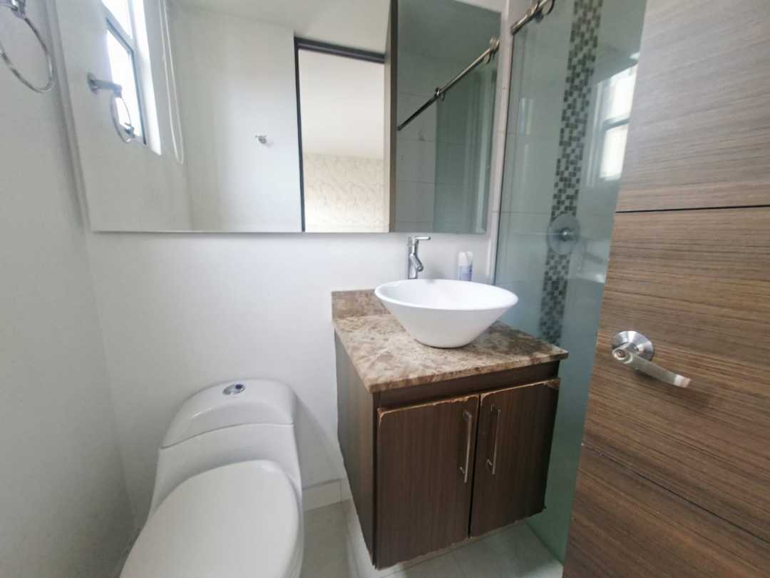 Apartamento en venta Loma del Esmeraldal Envigado SN11