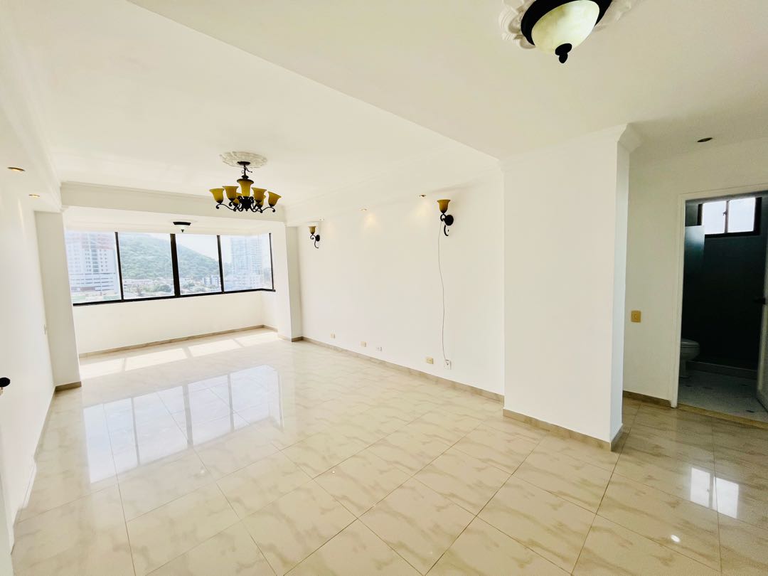 Proyecto internacional - Skyline Residences