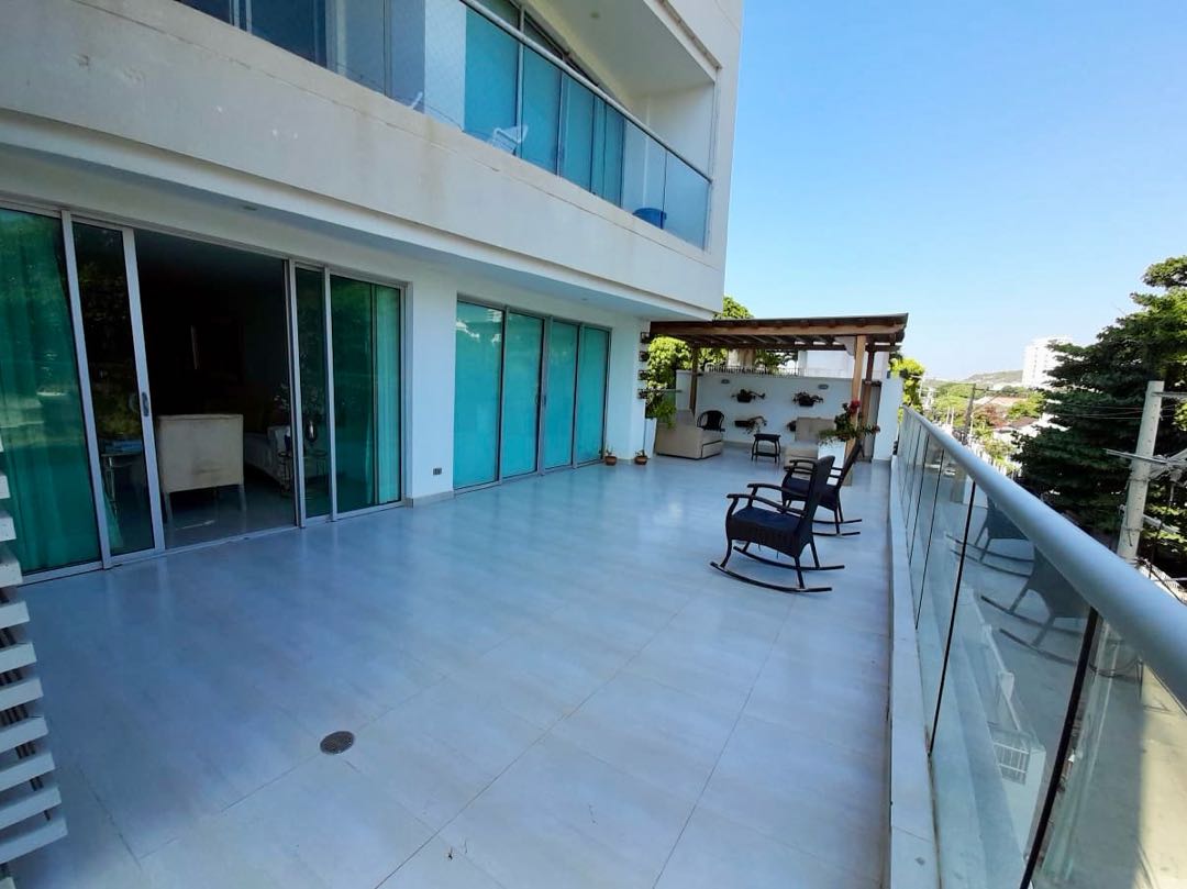 Proyecto internacional - Skyline Residences