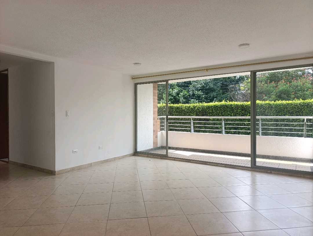 Apartamento en venta Medellín Loma de Los Bernal