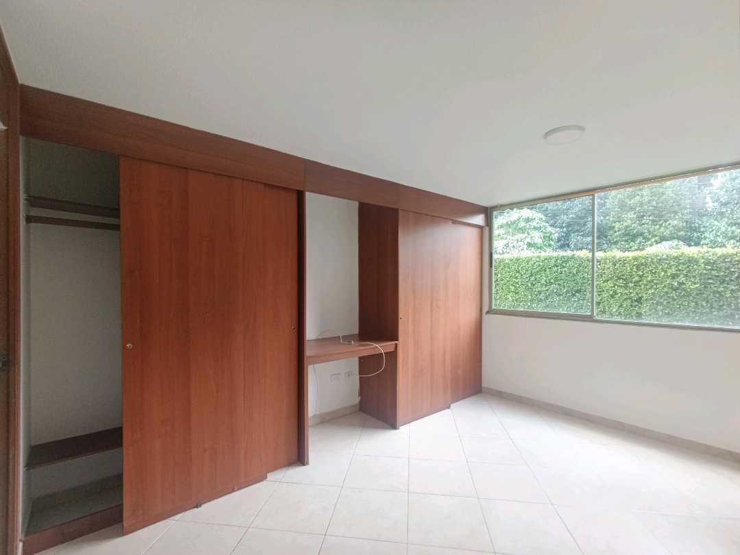 Apartamento en venta Medellín Loma de Los Bernal