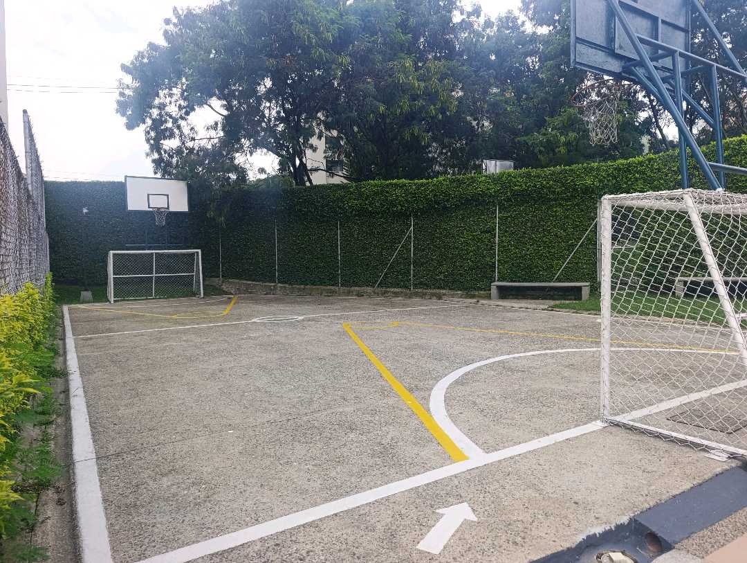 Apartamento en venta Medellín Loma de Los Bernal