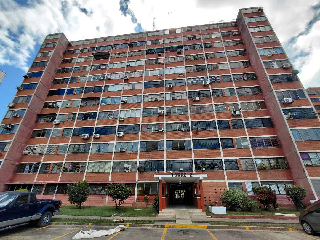 Apartamento en Venta Naguanagua Urb Los Guayabitos FV-9692420 - Foto 1