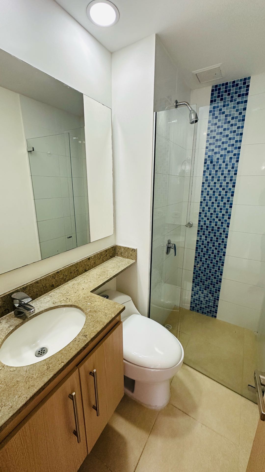 Apartamento en venta o arriendo loma del indio