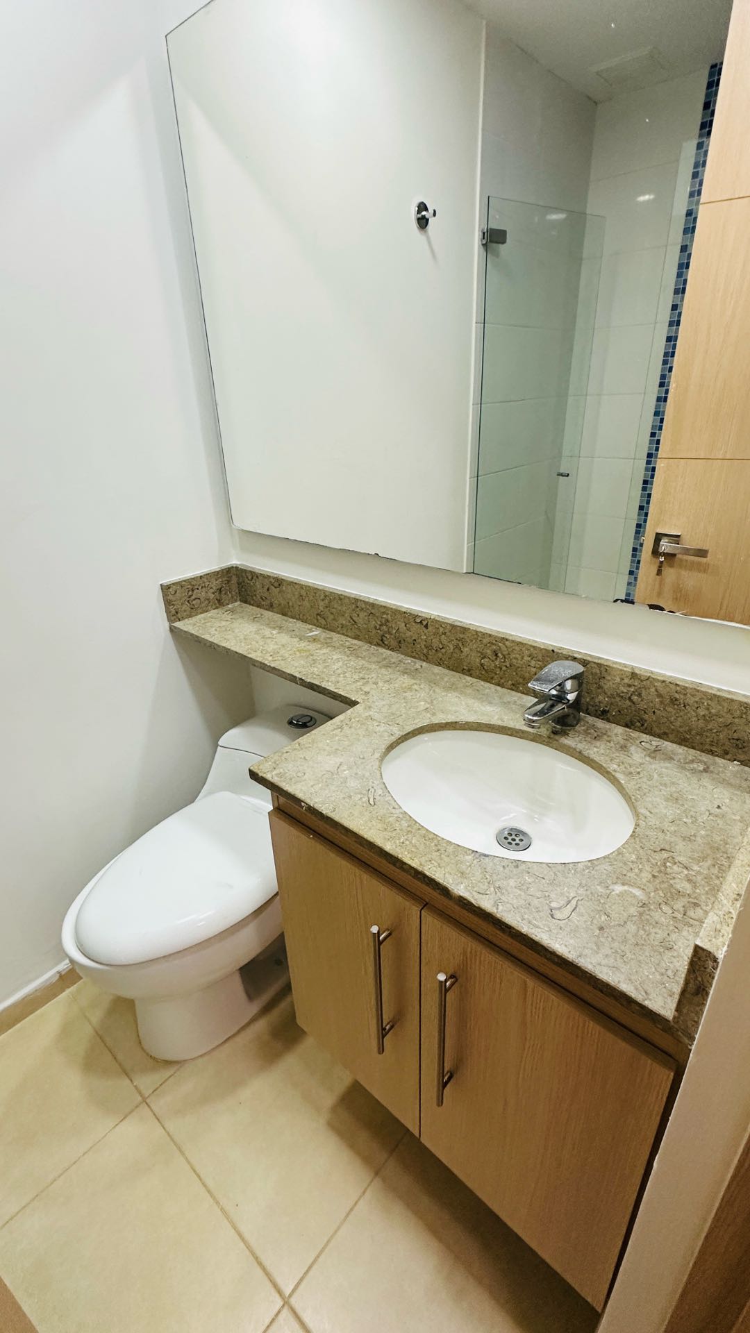 Apartamento en venta o arriendo loma del indio