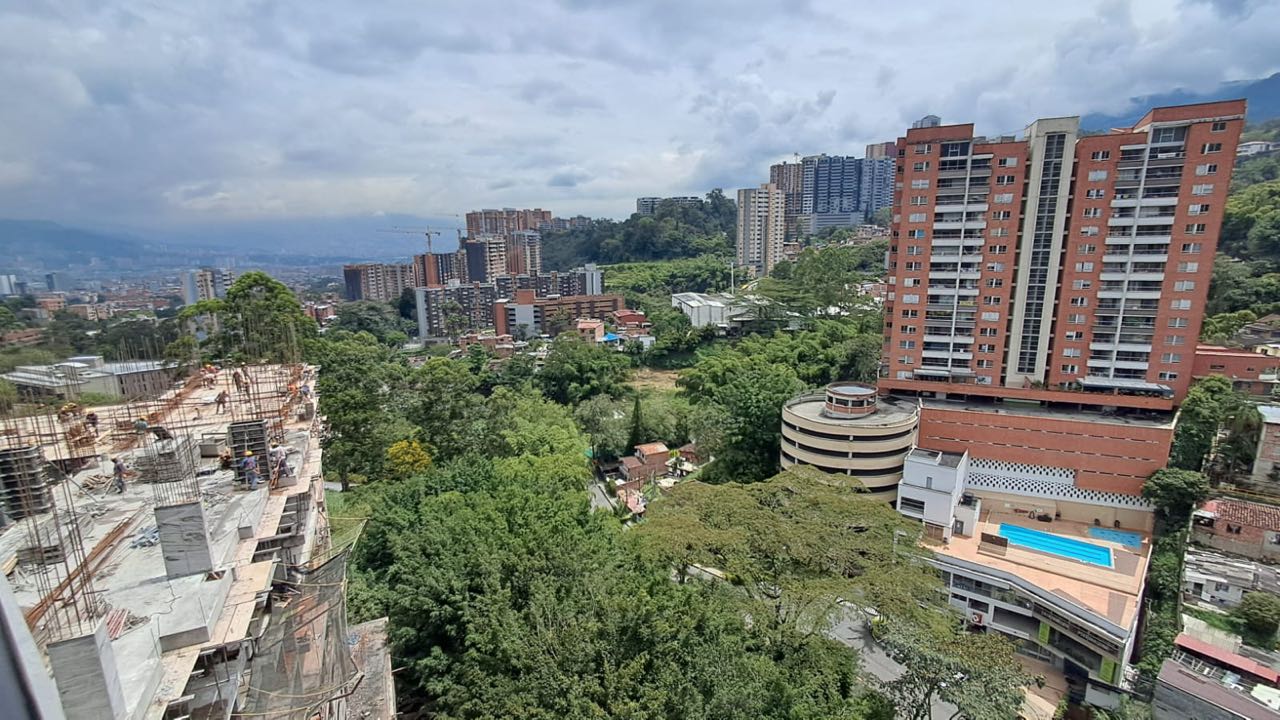 Apartamento en venta o arriendo en Camino verde