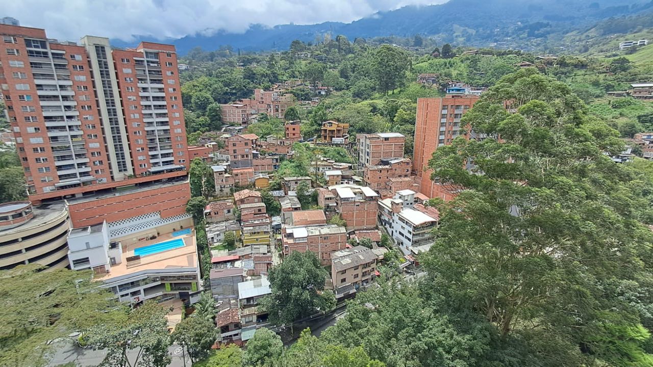 Apartamento en venta o arriendo en Camino verde