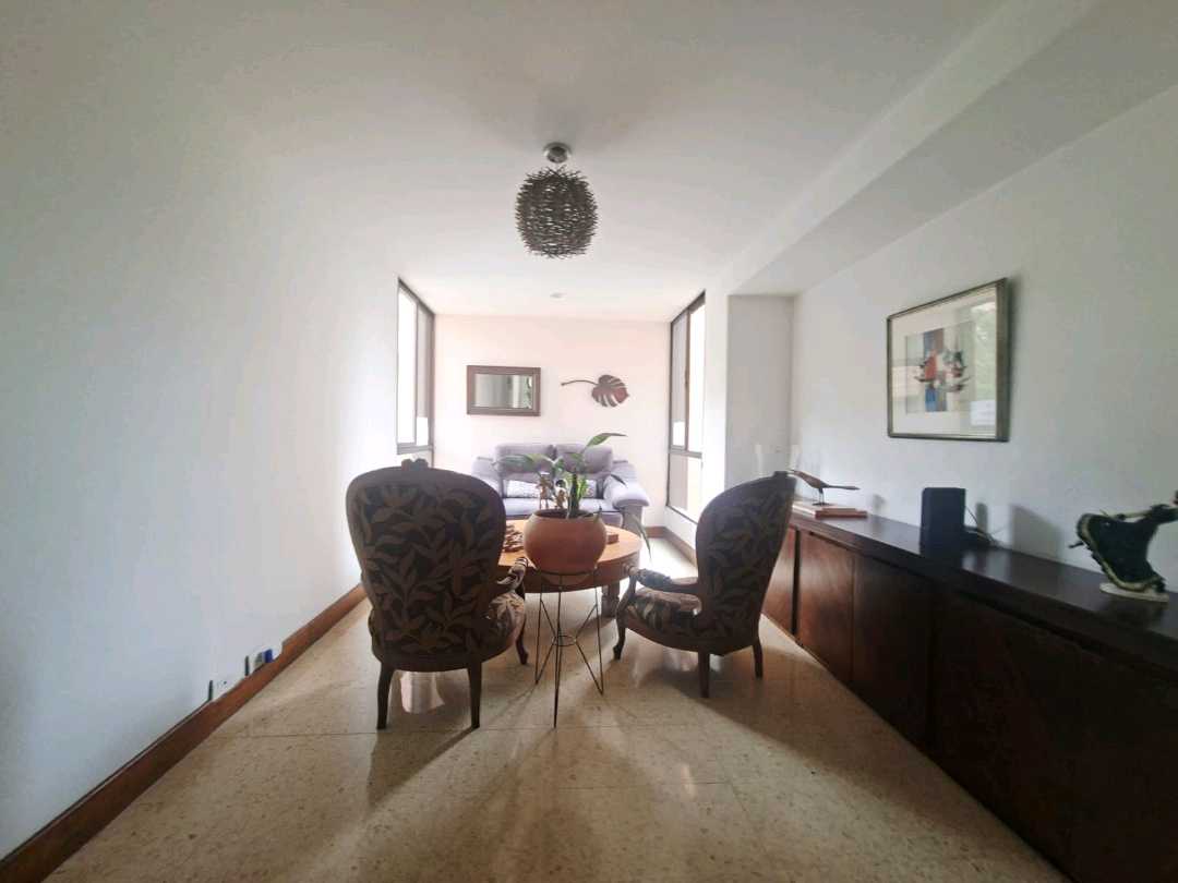 Apartamento en venta Poblado cerca a la inferior CSM