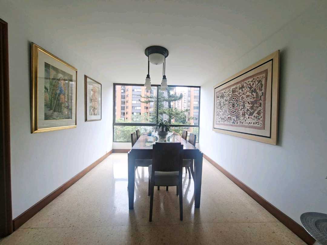 Apartamento en venta Poblado cerca a la inferior CSM