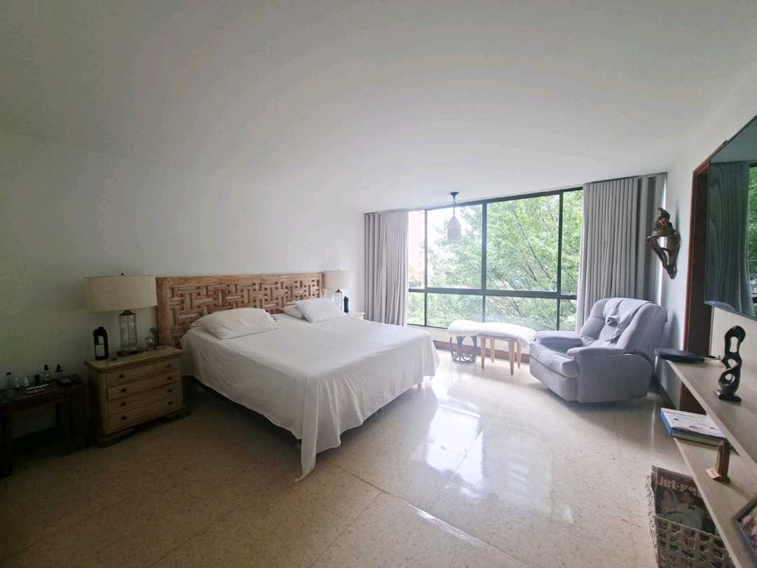 Apartamento en venta Poblado cerca a la inferior CSM