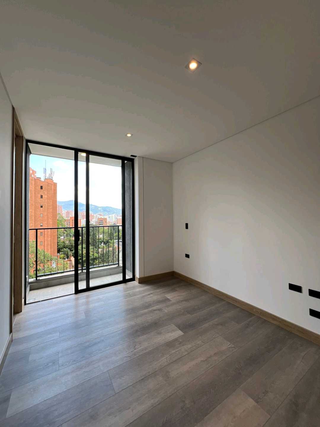 Apartamento en venta en Medellín, Castropol para estrenar