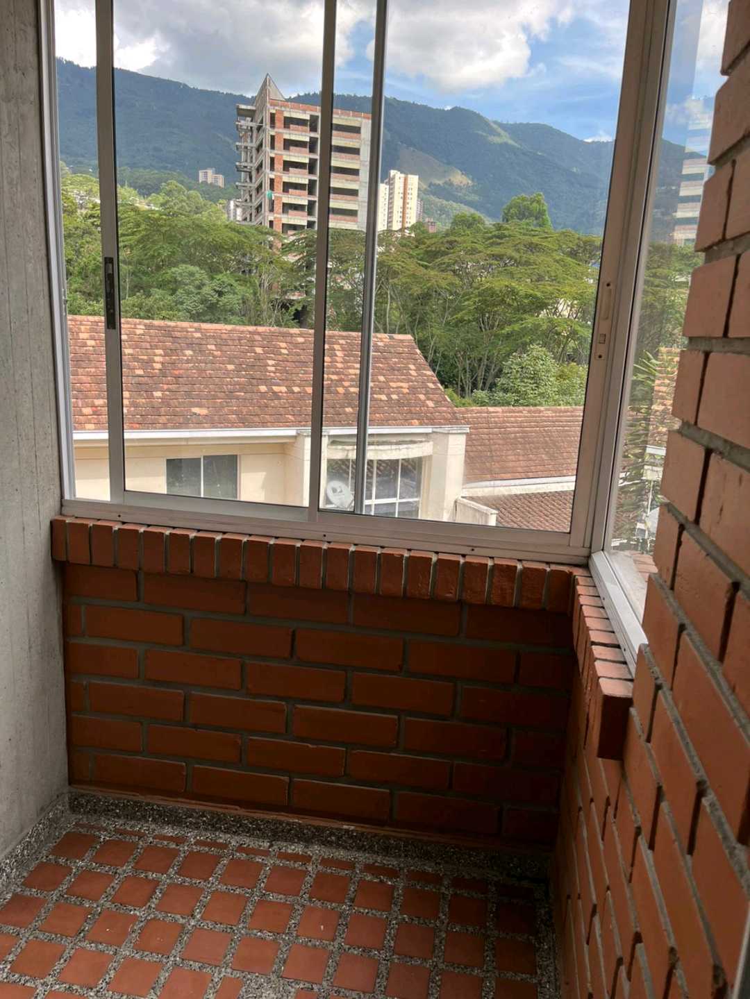 Apartamento en venta Poblado cerca a las Palmas y Castropol