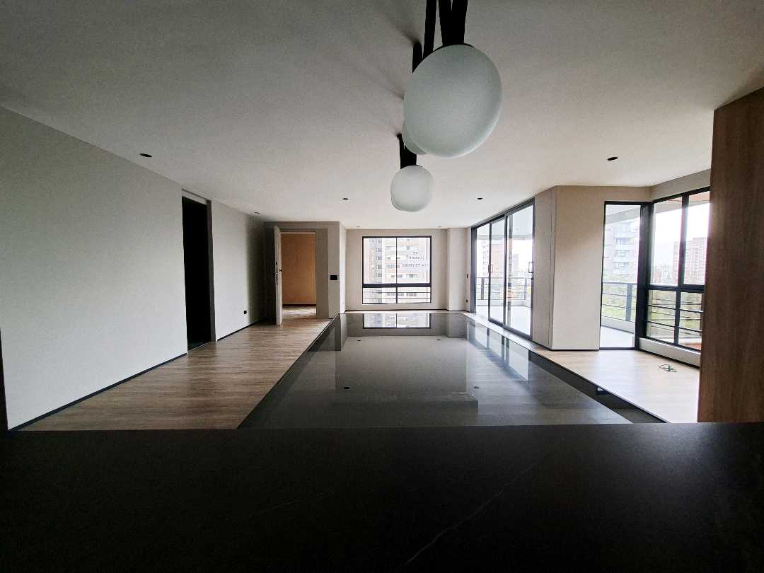 Apartamento en venta Poblado Los Parra