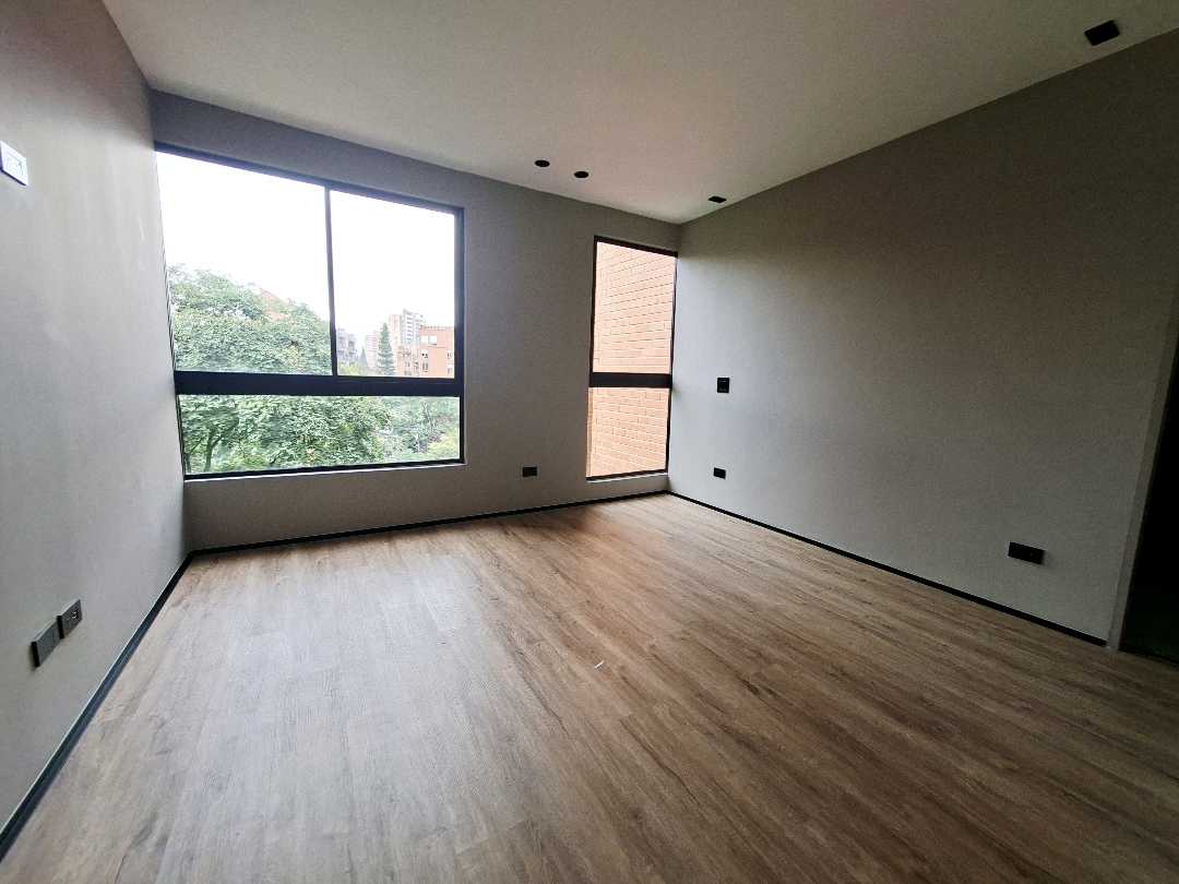 Apartamento en venta Poblado Los Parra