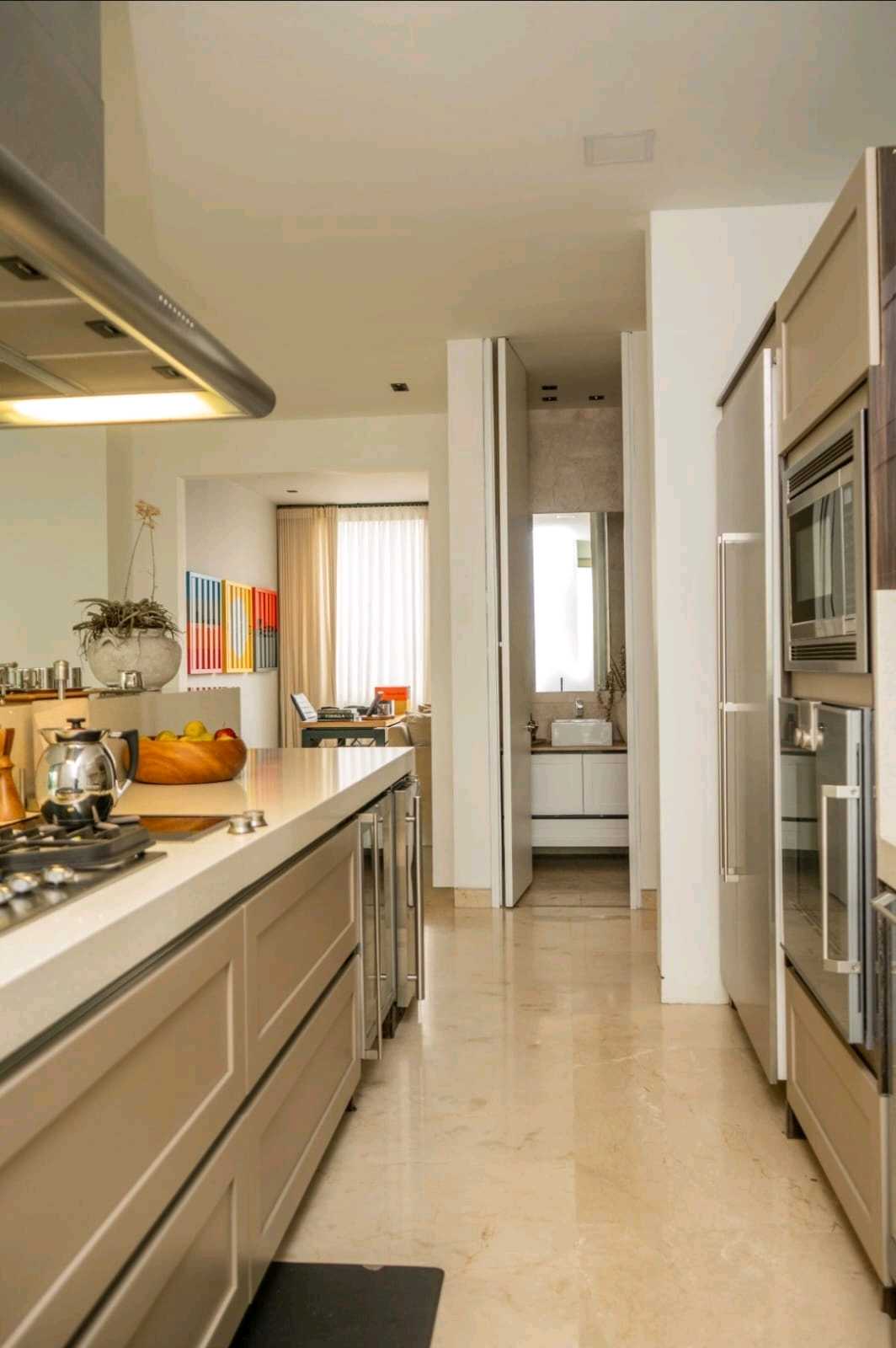 Apartamento en venta Poblado Los Balsos alto valor.