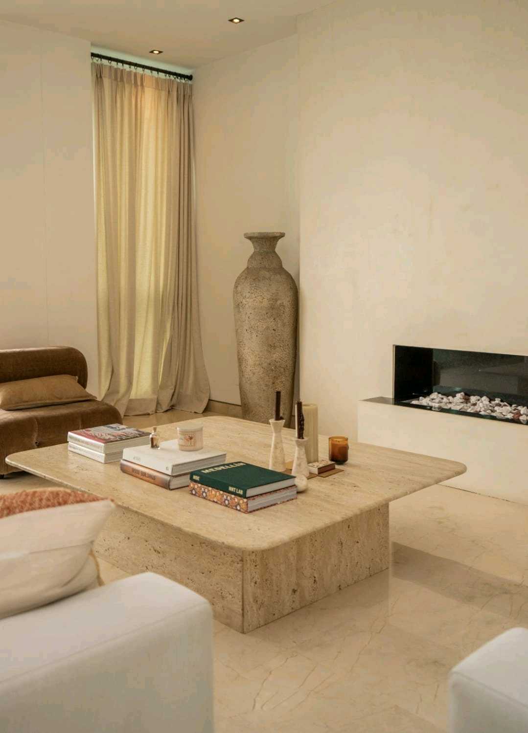 Apartamento en venta Poblado Los Balsos alto valor.
