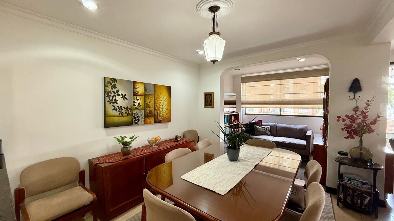 Apartamento en venta. Transversal Superior, El Poblado - Medellín