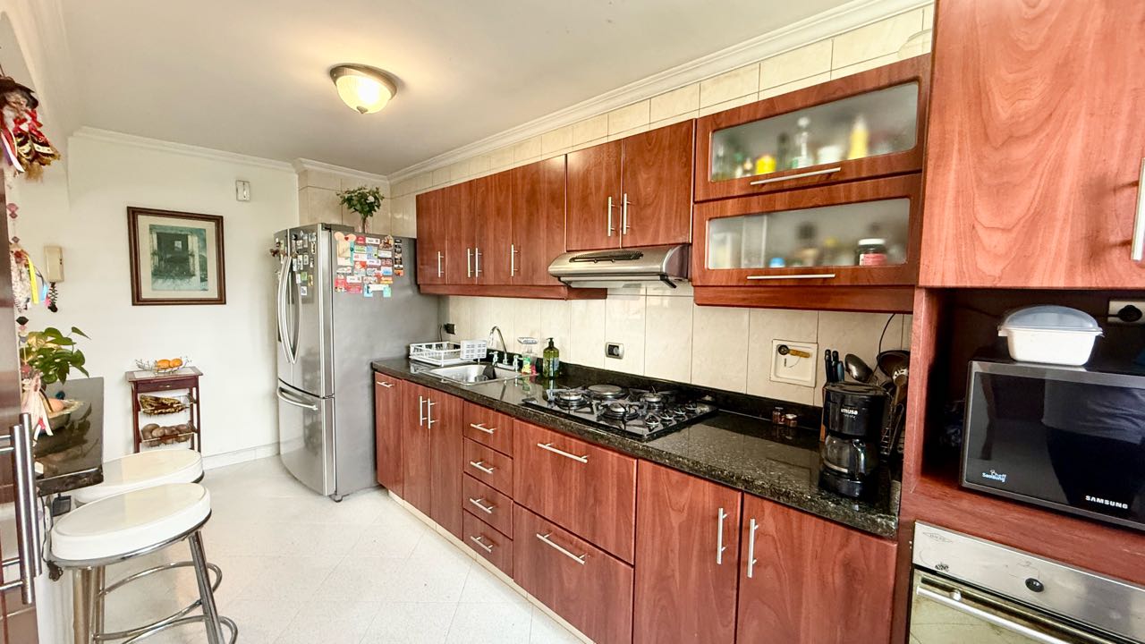 Apartamento en venta. Transversal Superior, El Poblado - Medellín