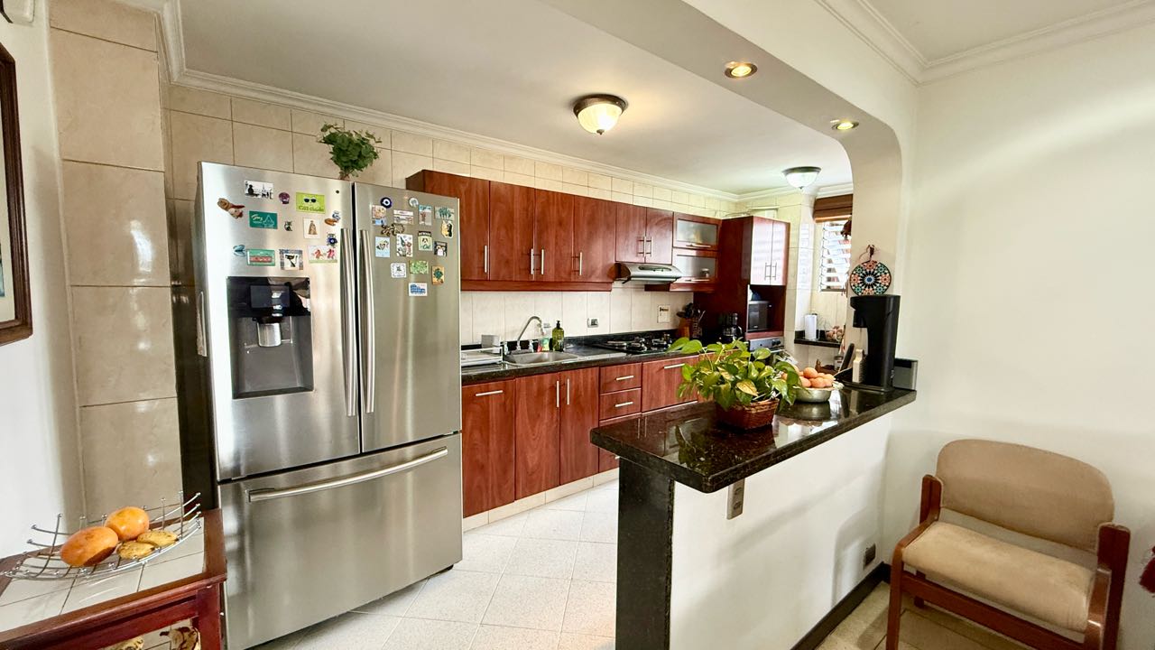 Apartamento en venta. Transversal Superior, El Poblado - Medellín