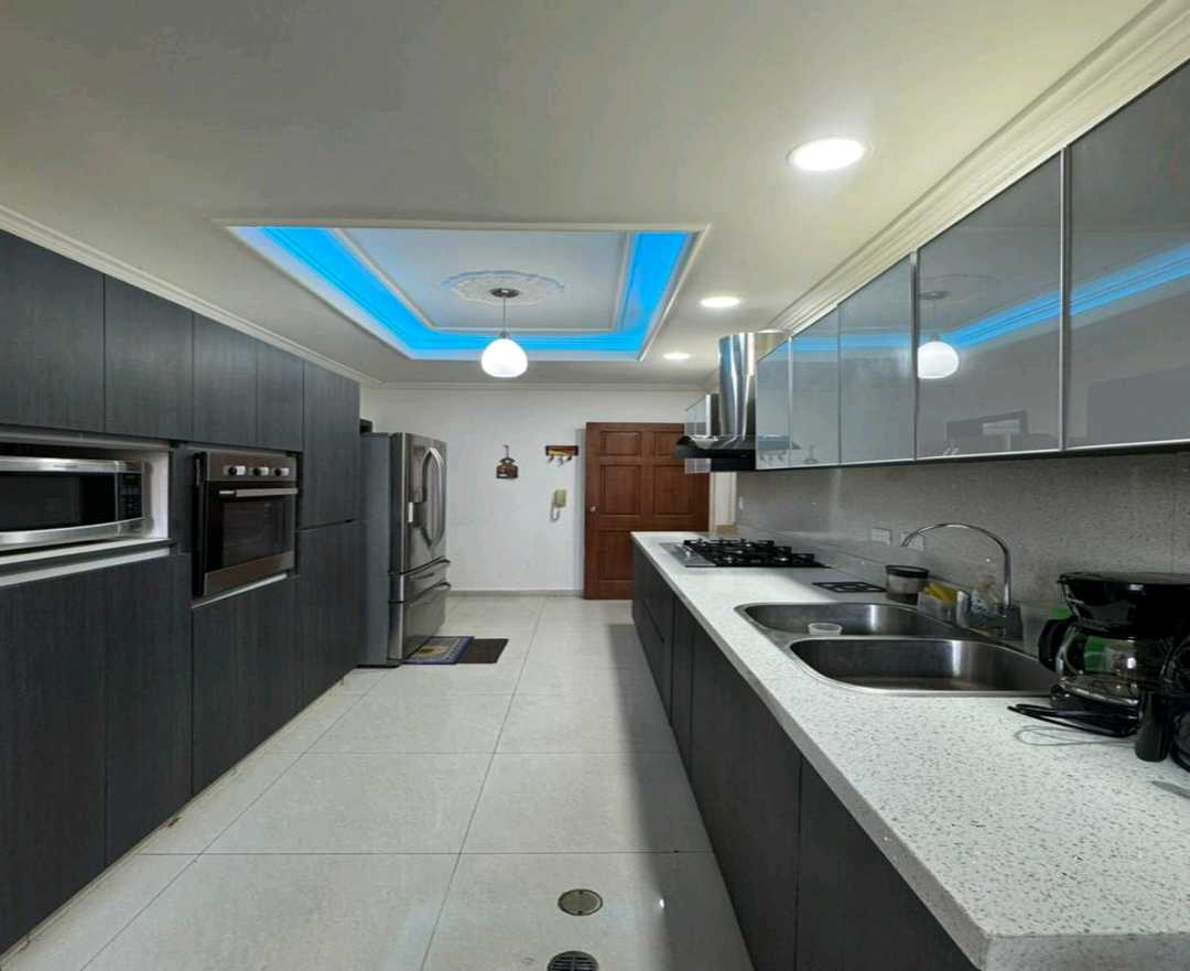 Apartamento en venta Urb La Trigaleña, Valencia MRG-9689280 - Foto 5
