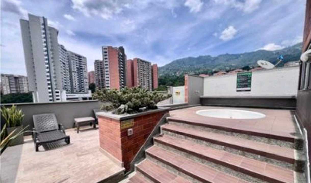 Apartamento en venta y  arriendo Envigado Cumbres KL1