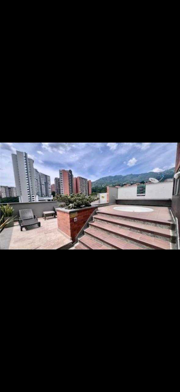 Apartamento en venta y  arriendo Envigado Cumbres KL1