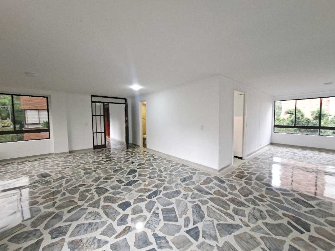 Apartamento en venta y arriendo Poblado Las Lomas SC2