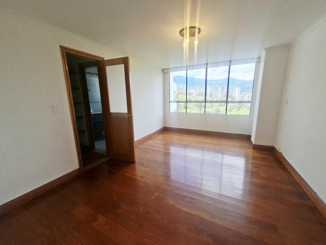 Apartamento en venta y arriendo El Campestre Poblado