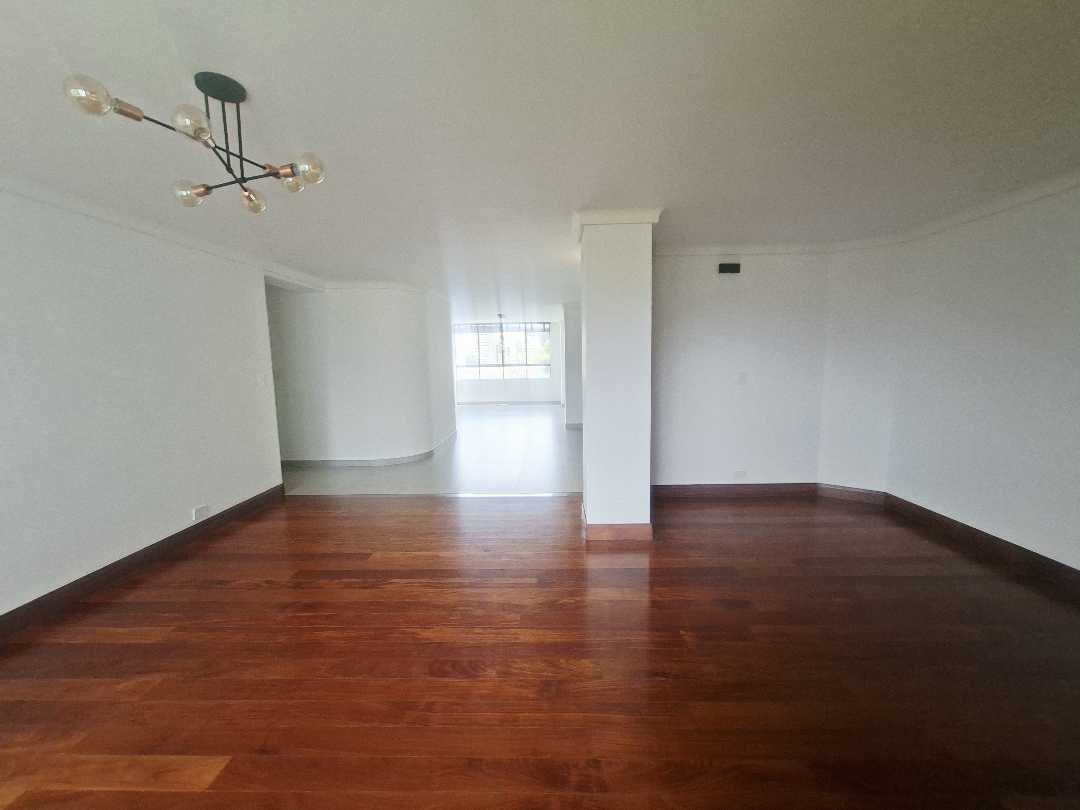 Apartamento en venta y arriendo El Campestre Poblado