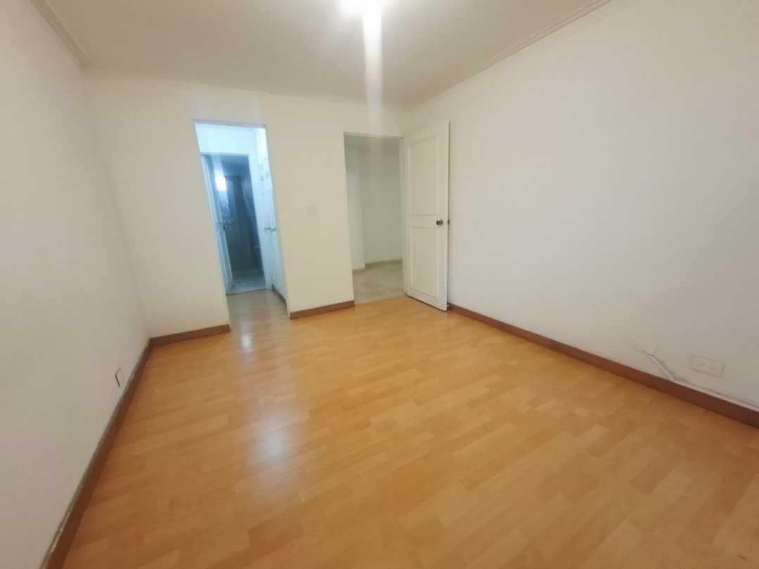 Apartamento en venta y arriendo Santa María de los Angeles P4