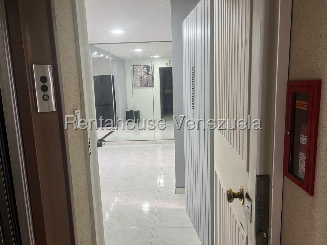 Apartamento - Lomas de Prados del Este - Caracas