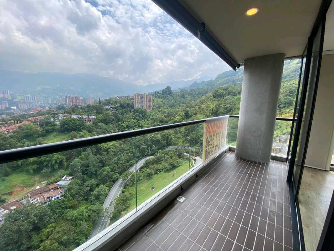 Apartamento Nuevo Para Arriendo en Envigado, Medellín