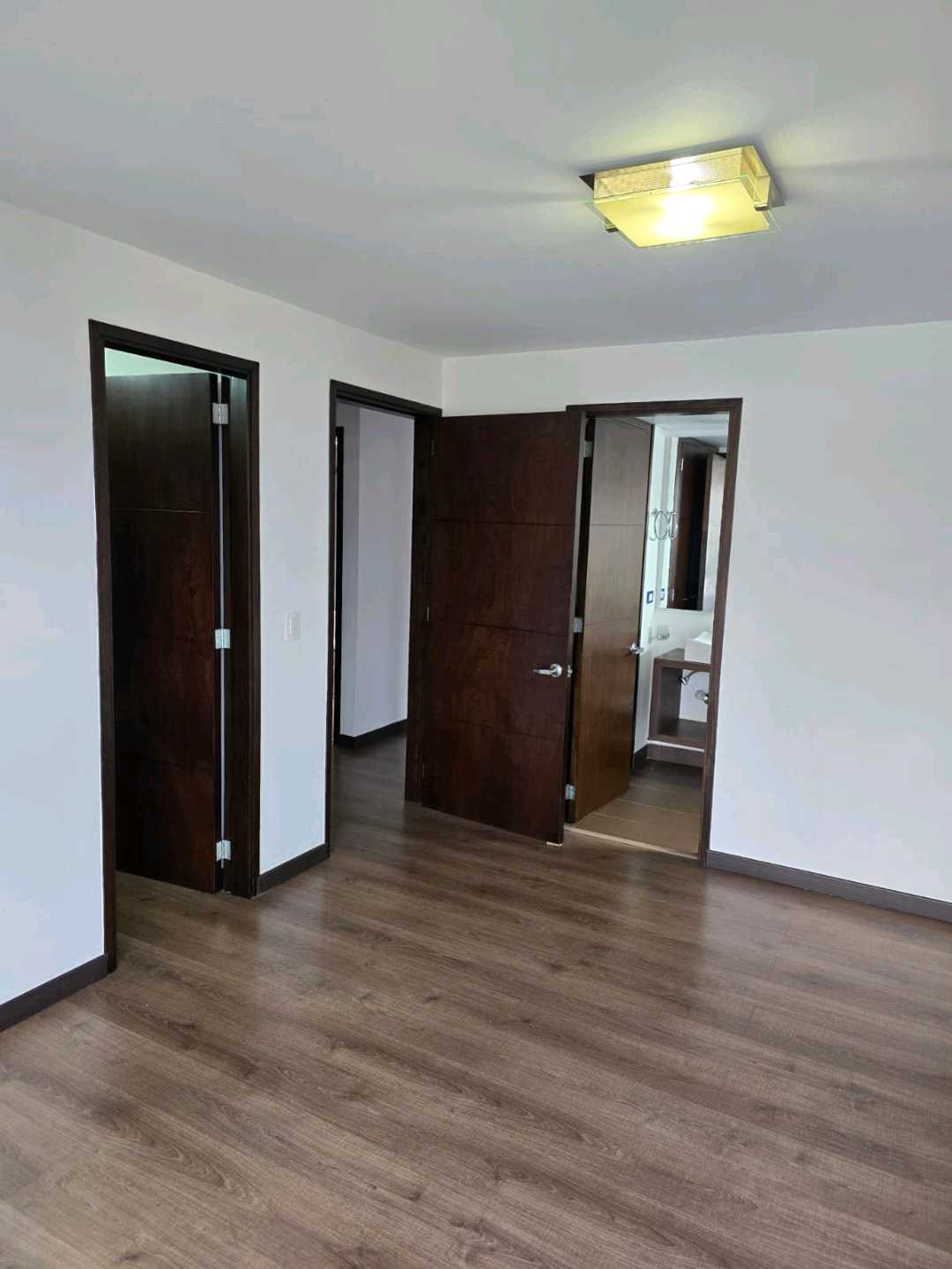 Apartamento en Arriendo Castropol