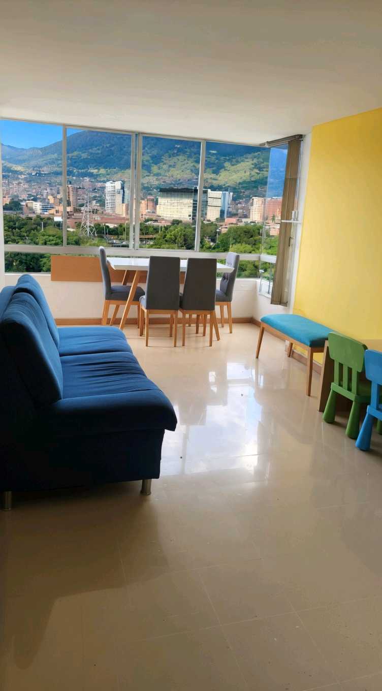 Apartamento para arriendo o para amoblar Conquistadores PC