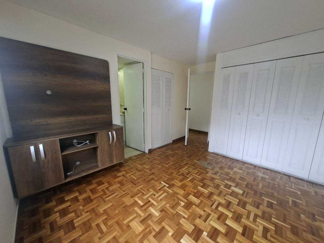 Apartamento para arriendo y venta Superior 6