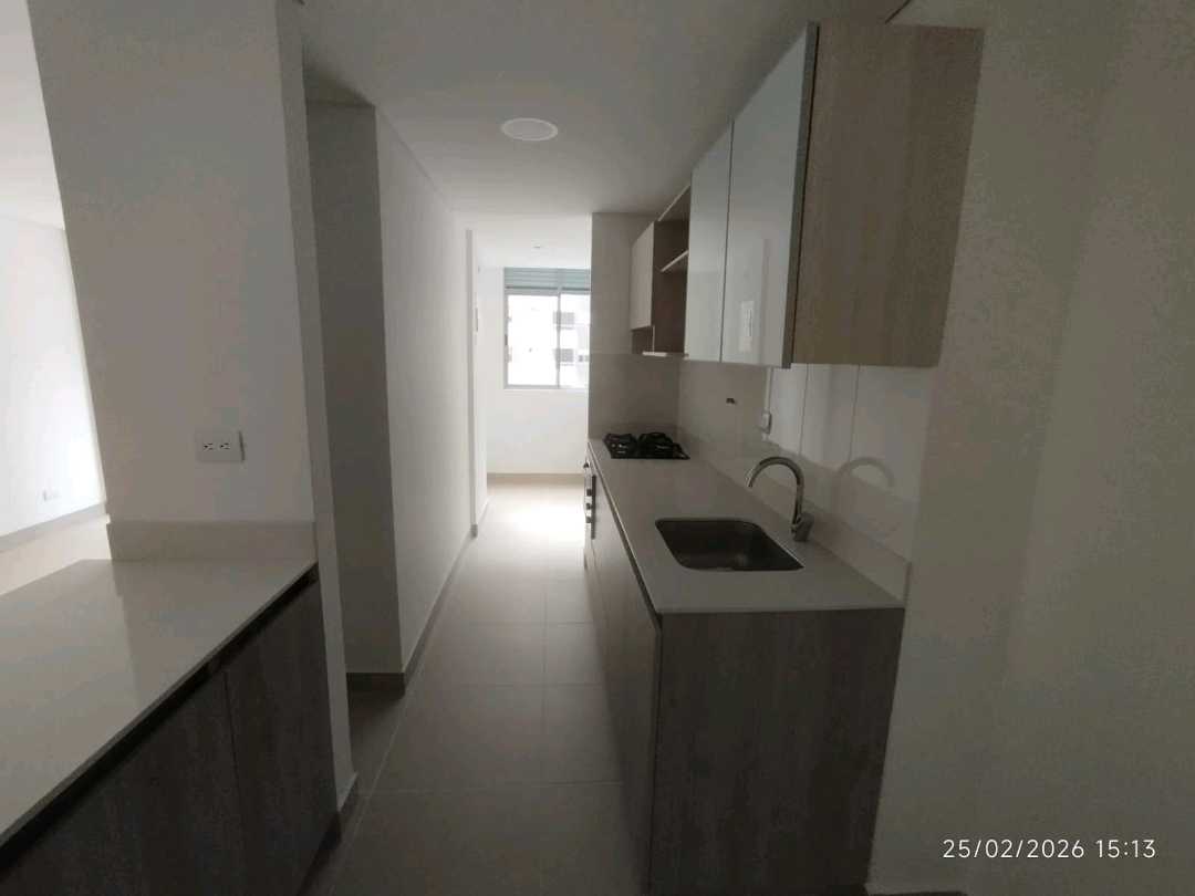 Apartamento para estrenar Loma del Esmeraldal RT